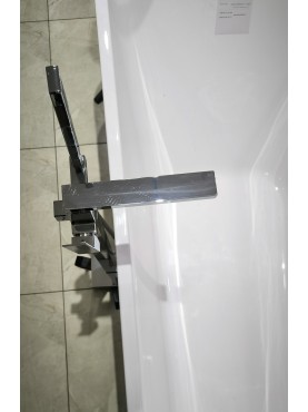 Смеситель для ванной Uovo A71002